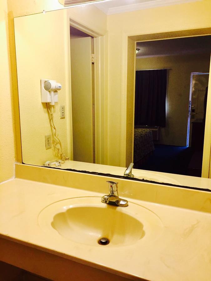 Ross Motel Williamston Luaran gambar